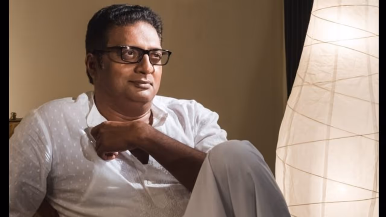 ലോക്ക്ഡൌണില് കുടുങ്ങിയവരെ ലോണെടുത്തും സഹായിക്കുമെന്ന് പ്രകാശ് രാജ് ലോക്ക്ഡൌണില് കുടുങ്ങിയവരെ ലോണെടുത്തും സഹായിക്കുമെന്ന് പ്രകാശ് രാജ്