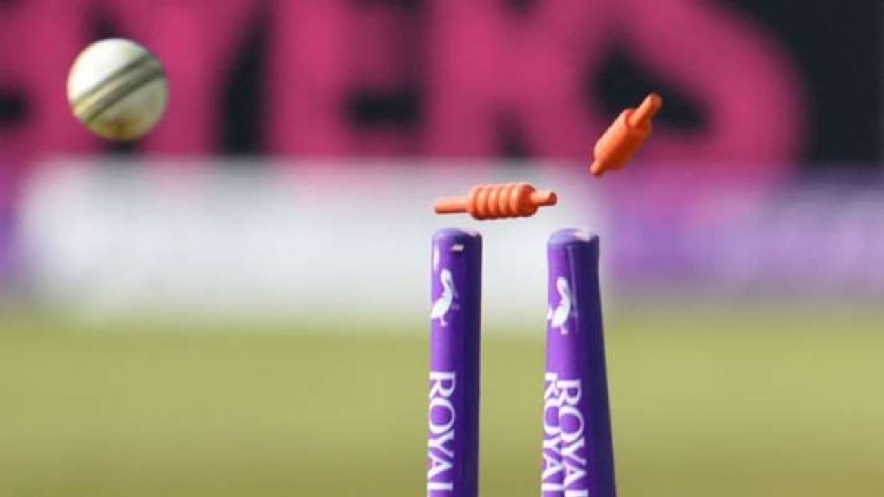 முன்னாள் கிரிக்கெட் வீரர் கொரோனாவிற்கு பலி..!