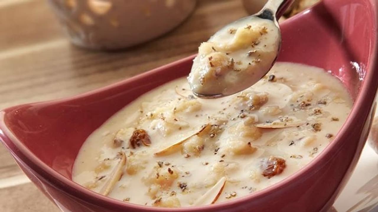 कुछ मीठा खाने का मन हो तो बनाएं मेवे की खीर, जानें इसकी रेसिपी कुछ मीठा खाने का मन हो तो बनाएं मेवे की खीर, जानें इसकी रेसिपी