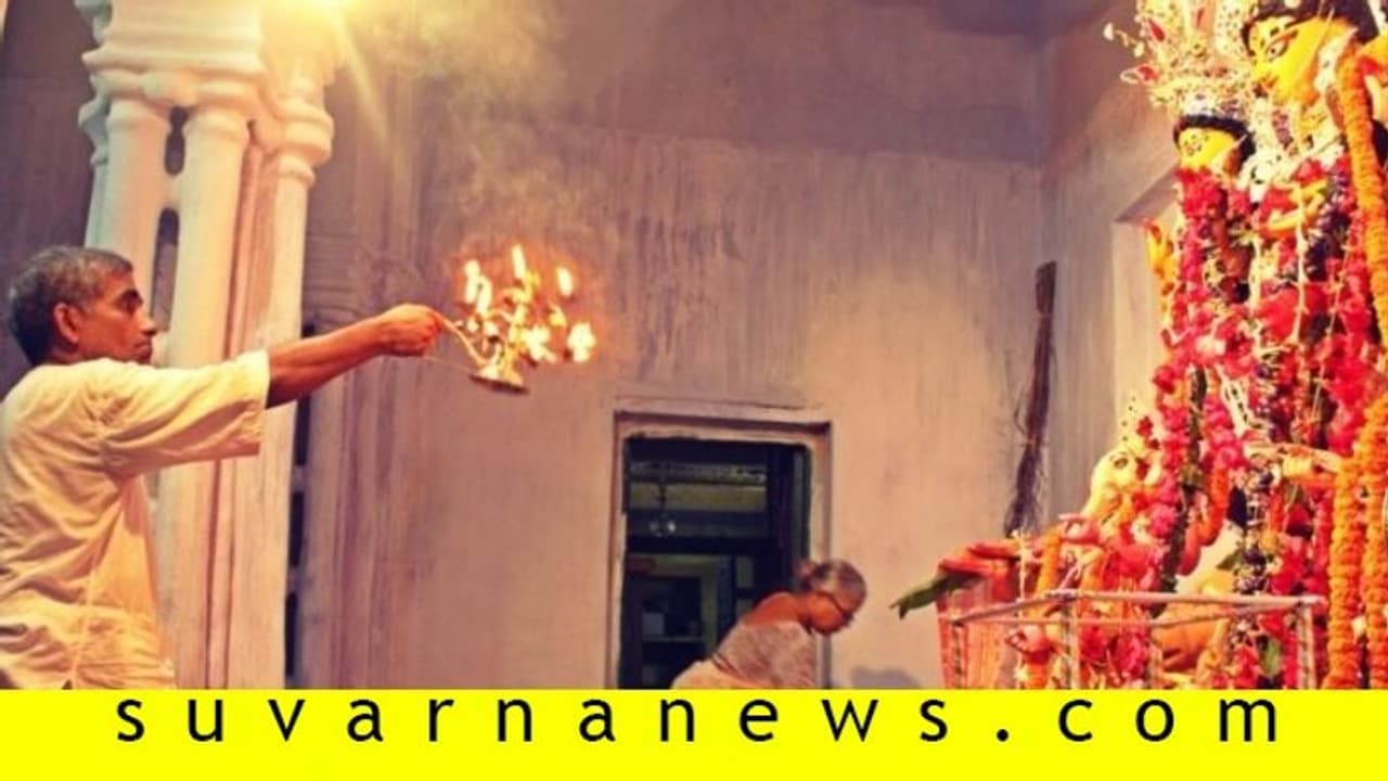 2 ಲಕ್ಷ ಅರ್ಚಕರ ಸಂಪಾದನೆಗೆ ಲಾಕ್‌ಡೌನ್ ಕುತ್ತು!