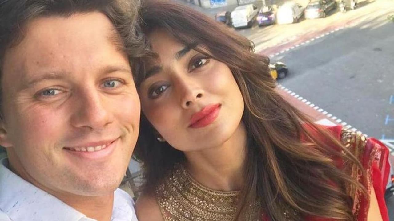 நடிகை ஸ்ரேயாவின் கணவருக்கு கொரோனா? வெளியான அதிர்ச்சி தகவல்! நடிகை ஸ்ரேயாவின் கணவருக்கு கொரோனா? வெளியான அதிர்ச்சி தகவல்!