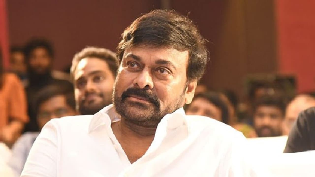 పవర్ స్టార్ డైరెక్టర్తో మెగాస్టార్.. నిజమేనా..? పవర్ స్టార్ డైరెక్టర్తో మెగాస్టార్.. నిజమేనా..?