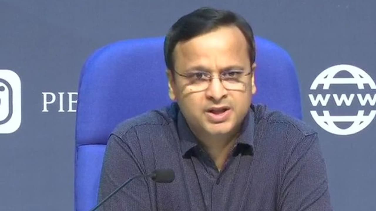 170 జిల్లాల్లో కరోనా హాట్ స్పాట్స్: కేంద్ర ఆరోగ్య శాఖ 170 జిల్లాల్లో కరోనా హాట్ స్పాట్స్: కేంద్ర ఆరోగ్య శాఖ