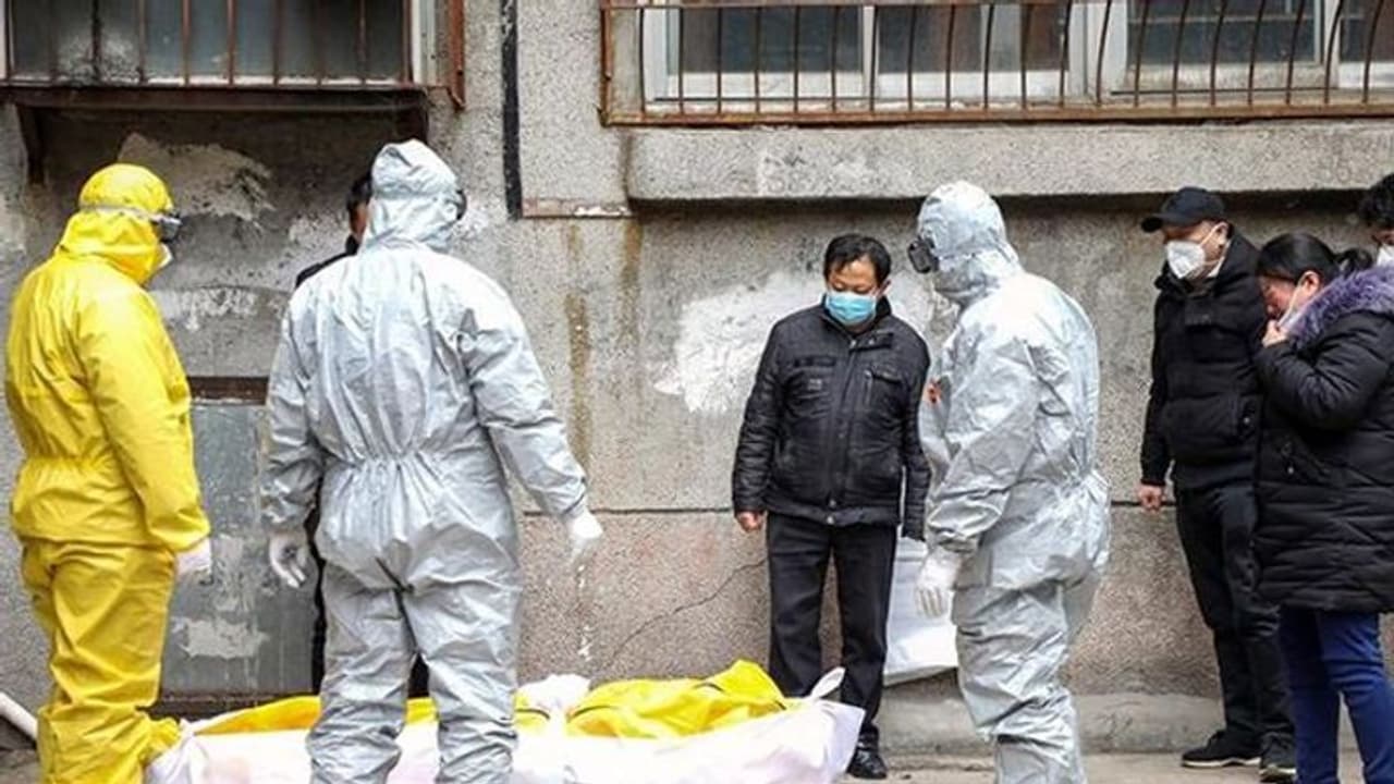 Coronavirus fear: Family refuses to take deceased's body from Kolkata hospital Coronavirus fear: Family refuses to take deceased's body from Kolkata hospital