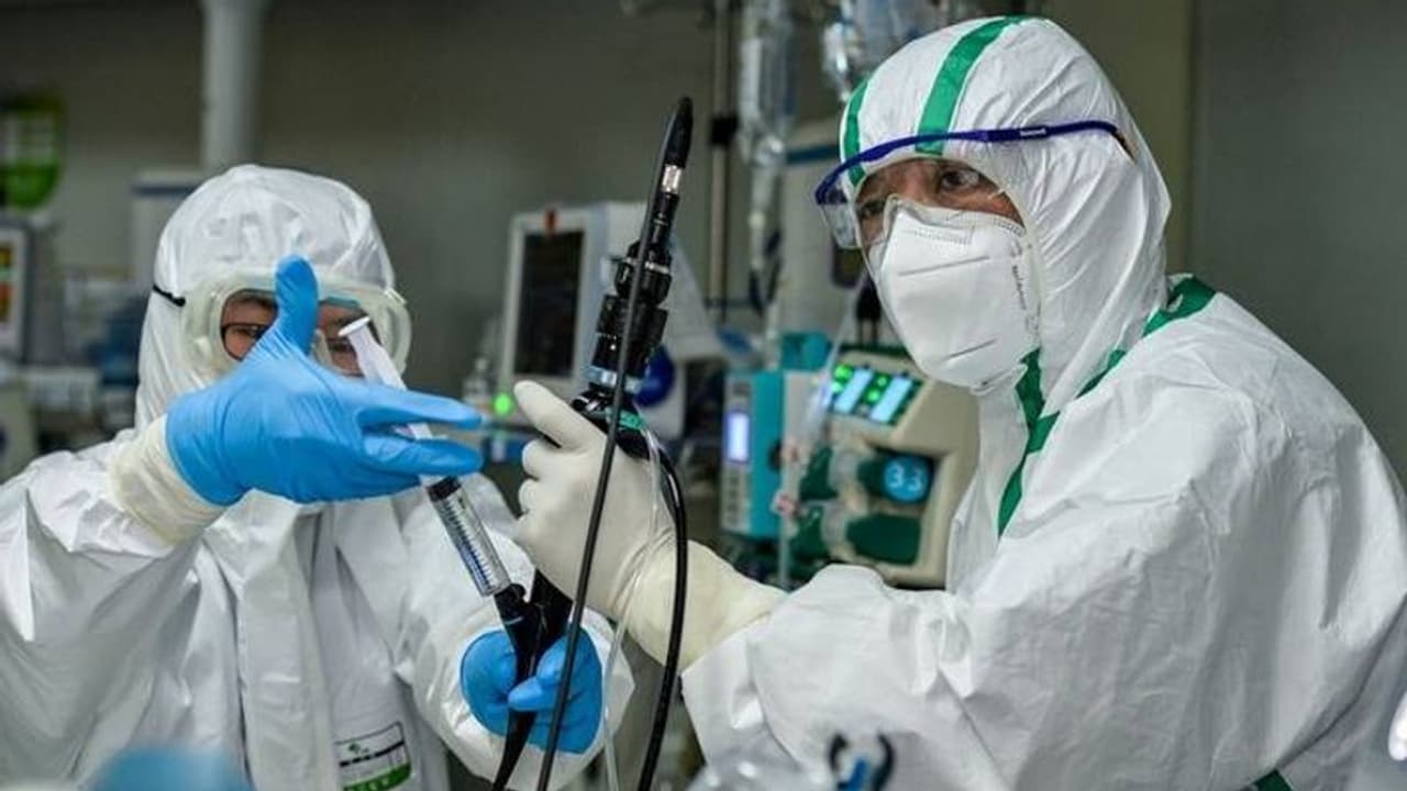 দেহ সৎকারের পর করোনা রিপোর্ট এল পজ়িটিভ, কোয়ারেন্টিনে চিকিৎসক পরিবার সহ শ্মশানযাত্রীরাও