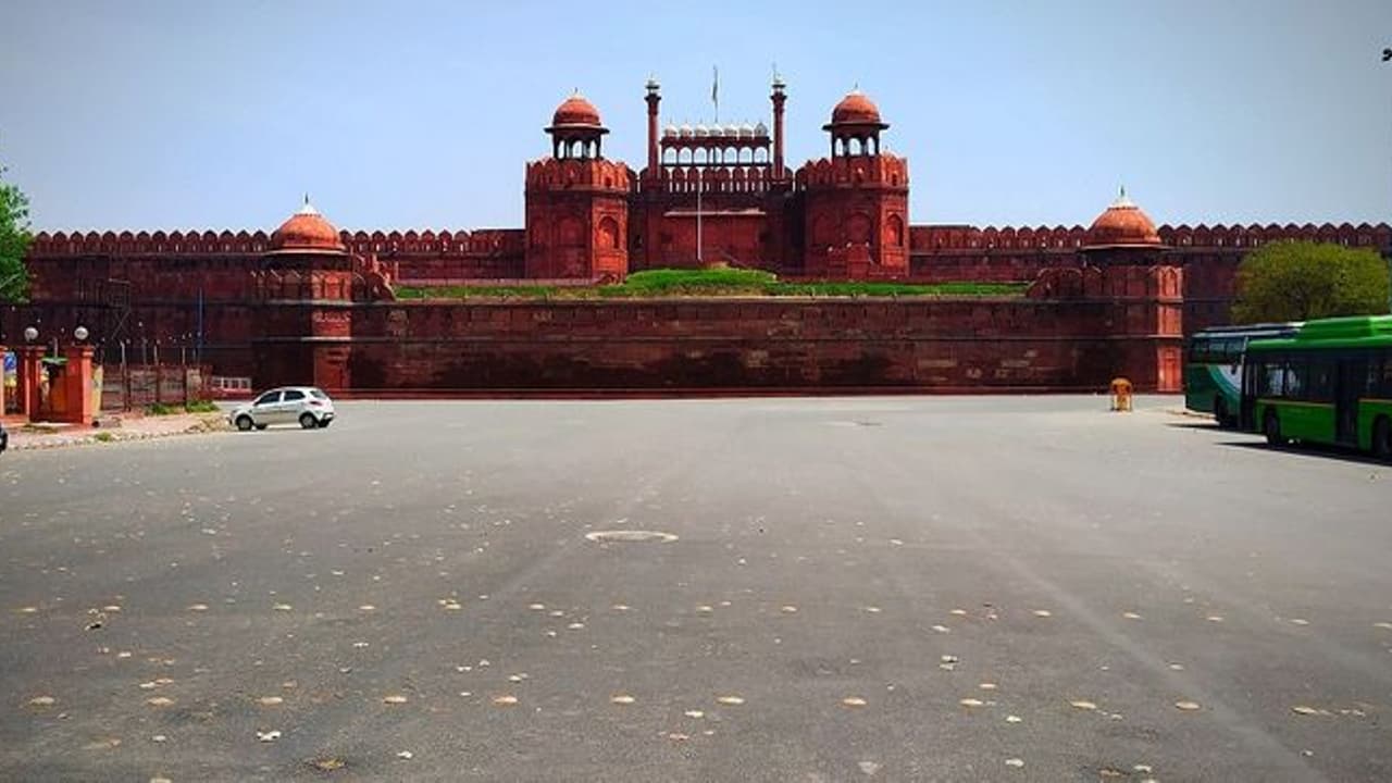 লকডাউনের শেষ ২ সপ্তাহে হাল ধরতে মরিয়া কেজরিওয়াল প্রশাসন, ঘোষণা আর কোনও ছাড় নেই দিল্লিতে