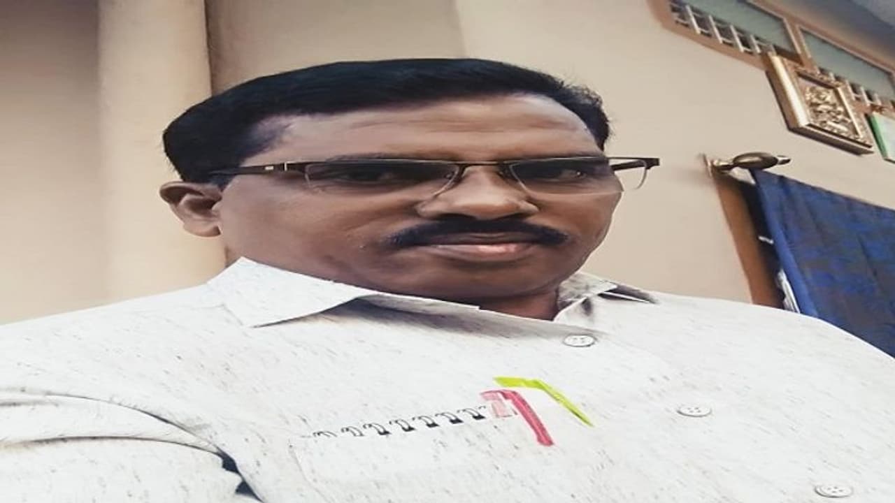 కేతిరెడ్డి యాకూబ్ రెడ్డి తెలుగు కవిత: సందిగ్ధ చిత్రం కేతిరెడ్డి యాకూబ్ రెడ్డి తెలుగు కవిత: సందిగ్ధ చిత్రం