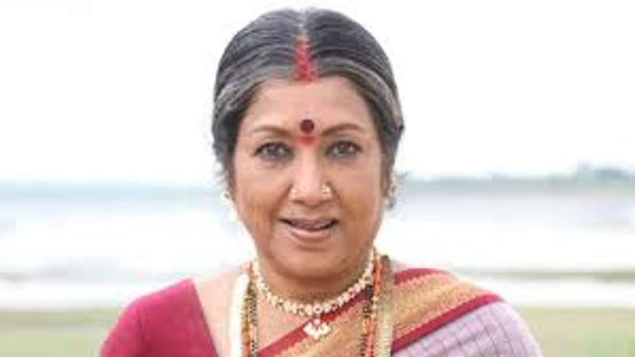 ಅನಾರೋಗ್ಯ; ಹಿರಿಯ ನಟಿ ಜಯಂತಿ ಆಸ್ಪತ್ರೆಗೆ ದಾಖಲು ಅನಾರೋಗ್ಯ; ಹಿರಿಯ ನಟಿ ಜಯಂತಿ ಆಸ್ಪತ್ರೆಗೆ ದಾಖಲು