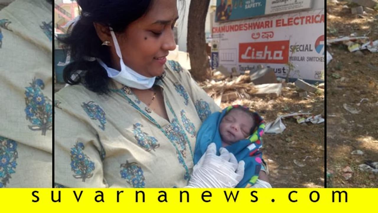 ಮಧ್ಯದಾರಿಯಲ್ಲೇ ಹೆರಿಗೆ, ತಾಯಿ ಮಗುವಿಗೆ ಮರುಜನ್ಮ ನೀಡಿದ ಬೆಂಗಳೂರಿನ ಡಾ. ರಮ್ಯ ಮಧ್ಯದಾರಿಯಲ್ಲೇ ಹೆರಿಗೆ, ತಾಯಿ ಮಗುವಿಗೆ ಮರುಜನ್ಮ ನೀಡಿದ ಬೆಂಗಳೂರಿನ ಡಾ. ರಮ್ಯ