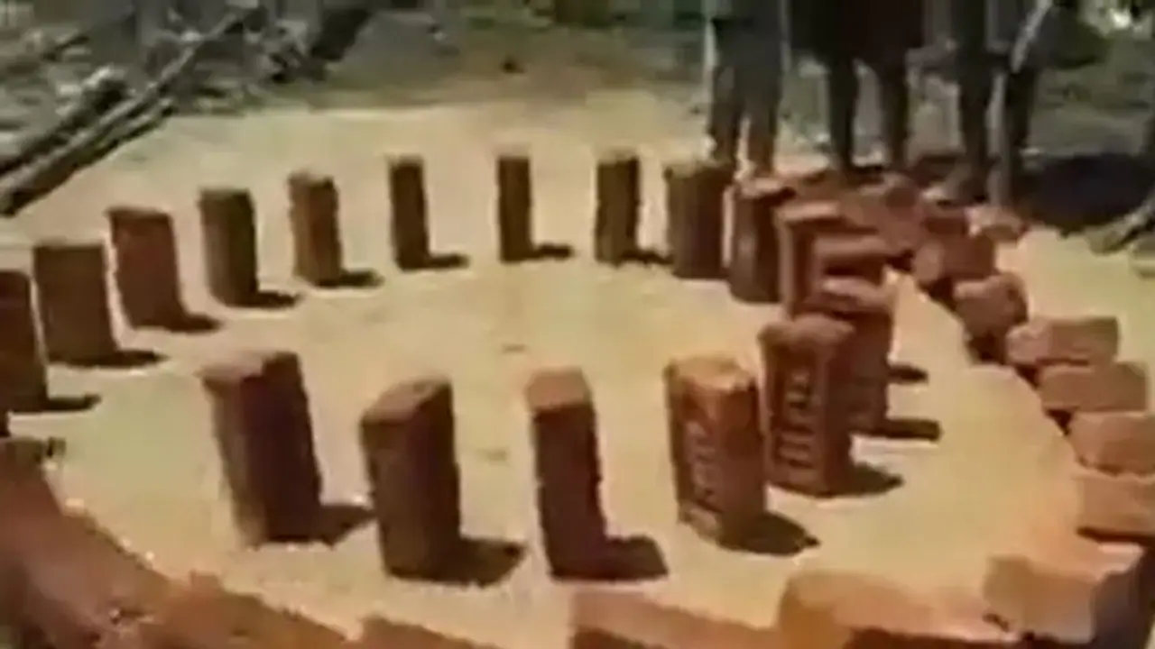 ఇటుకలతో సోషల్ డిస్టెన్సింగ్‌: చిన్నారుల వీడియోపై ముచ్చటపడిన మోడీ