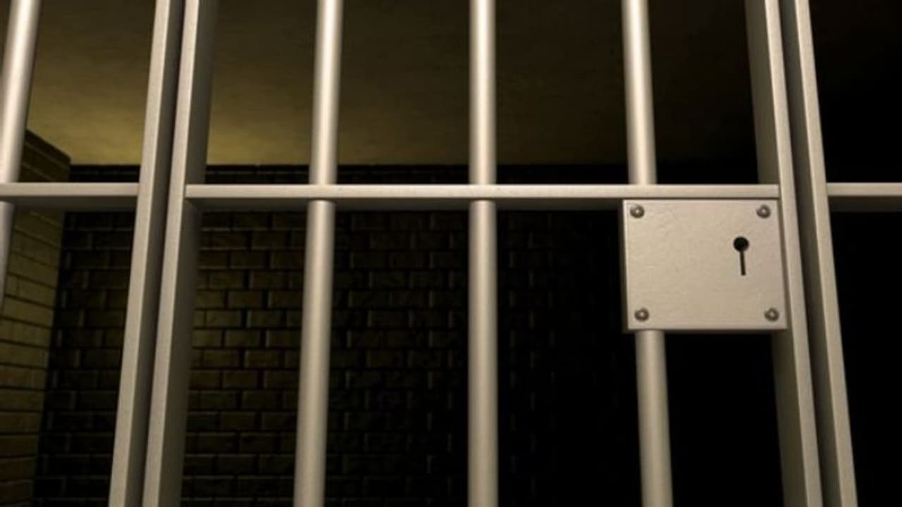 Murder convict castrates himself in prison, offers private parts to Lord Shiva Murder convict castrates himself in prison, offers private parts to Lord Shiva