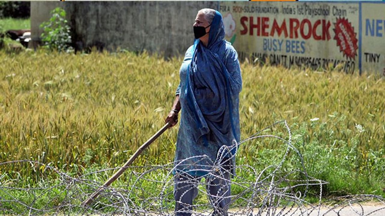 লকডাউনের পরই করোনাভাইরাসের সংক্রমণে লাগাম পরানো গেছে, দাবি স্বাস্থ্য মন্ত্রকের লকডাউনের পরই করোনাভাইরাসের সংক্রমণে লাগাম পরানো গেছে, দাবি স্বাস্থ্য মন্ত্রকের