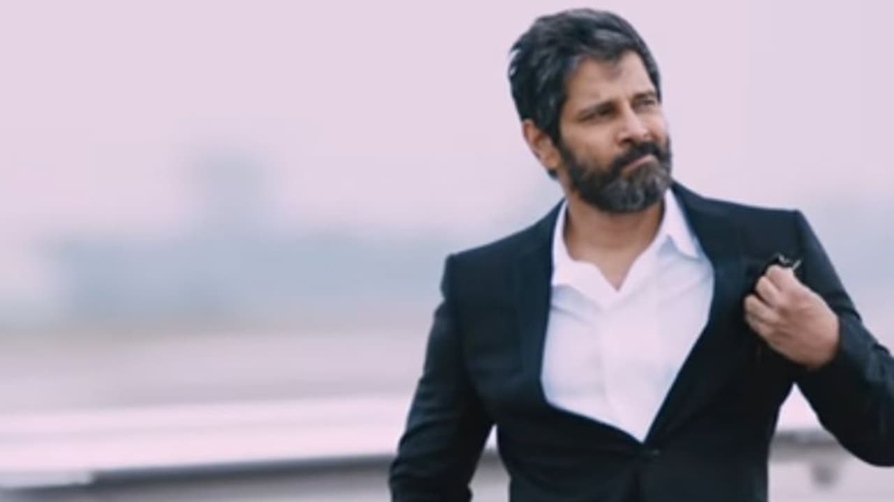 சீயான் விக்ரம் பிறந்தநாள்..! எதிர்பாராத பரிசு கொடுத்து அசத்திய 'கோப்ரா' படக்குழு..!