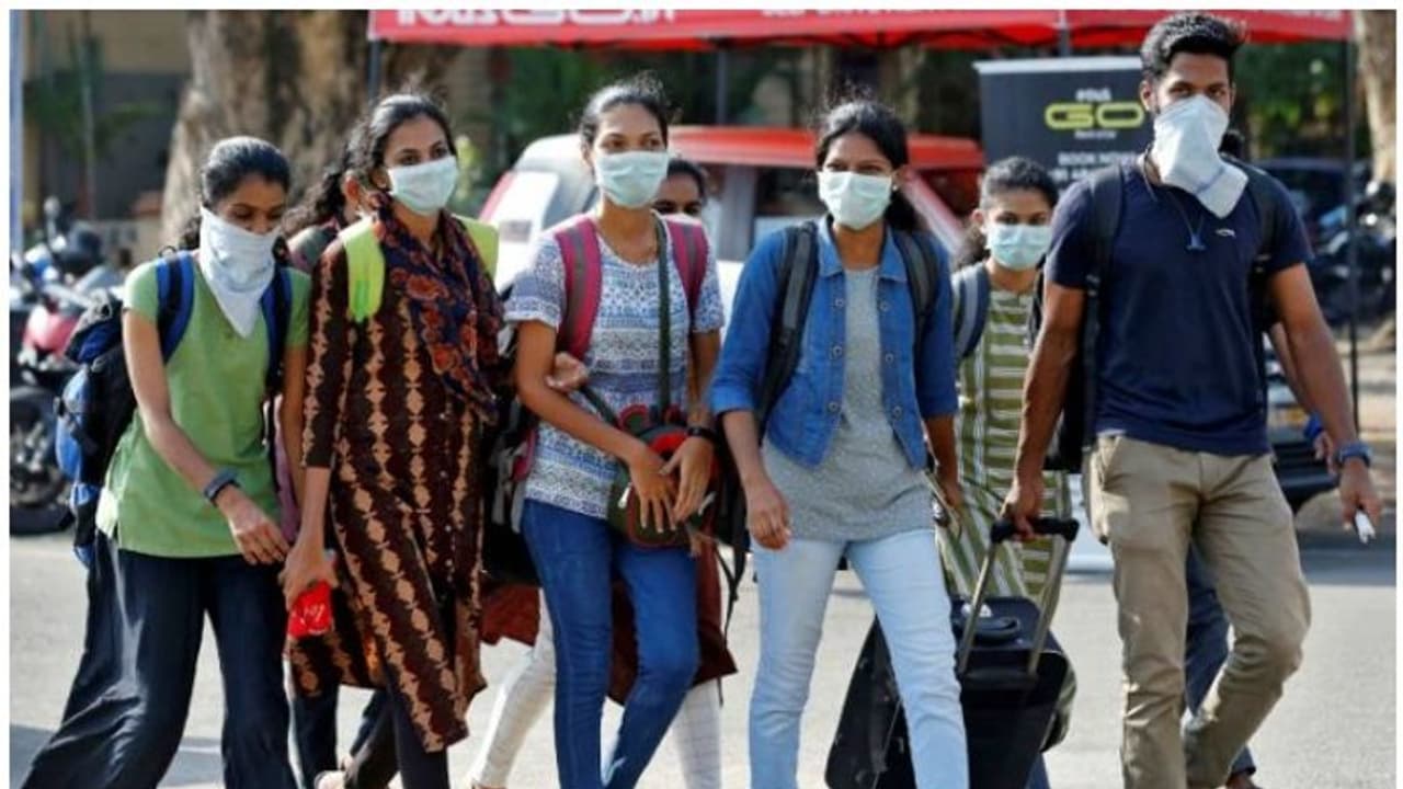 'വാടക ഉടൻ നൽകണം';ദില്ലിയിലെ വീട്ടുടമസ്ഥർ ഭീഷണിപ്പെടുത്തുകയാണെന്ന് മലയാളി വിദ്യാർത്ഥികൾ 'വാടക ഉടൻ നൽകണം';ദില്ലിയിലെ വീട്ടുടമസ്ഥർ ഭീഷണിപ്പെടുത്തുകയാണെന്ന് മലയാളി വിദ്യാർത്ഥികൾ