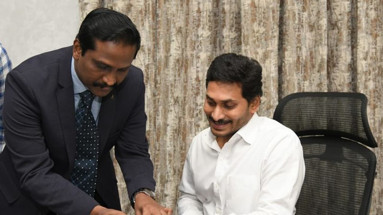 కరోనా కన్ప్యూజన్... 14రోజుల్లో కాదు 28 రోజుల్లో కూడా: జవహర్ రెడ్డి