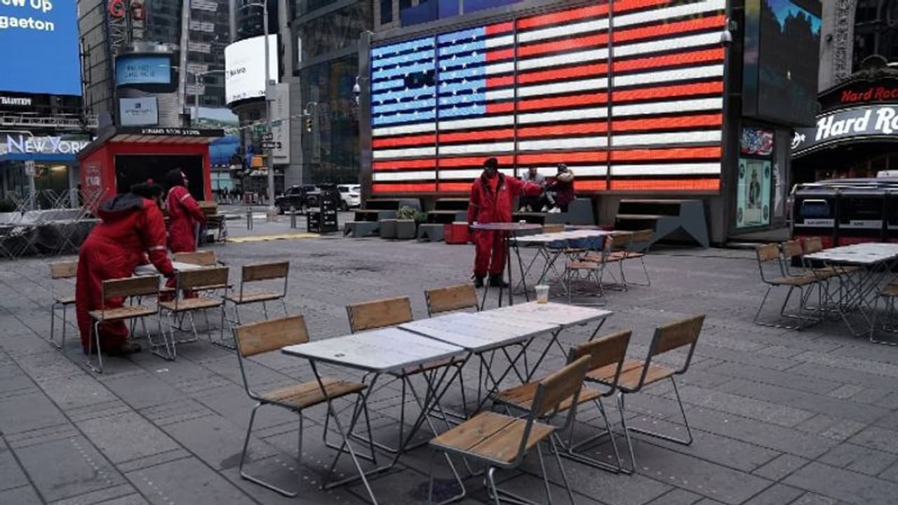 കൊവിഡ് 19; പതിറ്റാണ്ടുകള്ക്കിടെ പുതിയ ശീലത്തിലേക്ക് അമേരിക്ക... കൊവിഡ് 19; പതിറ്റാണ്ടുകള്ക്കിടെ പുതിയ ശീലത്തിലേക്ക് അമേരിക്ക...