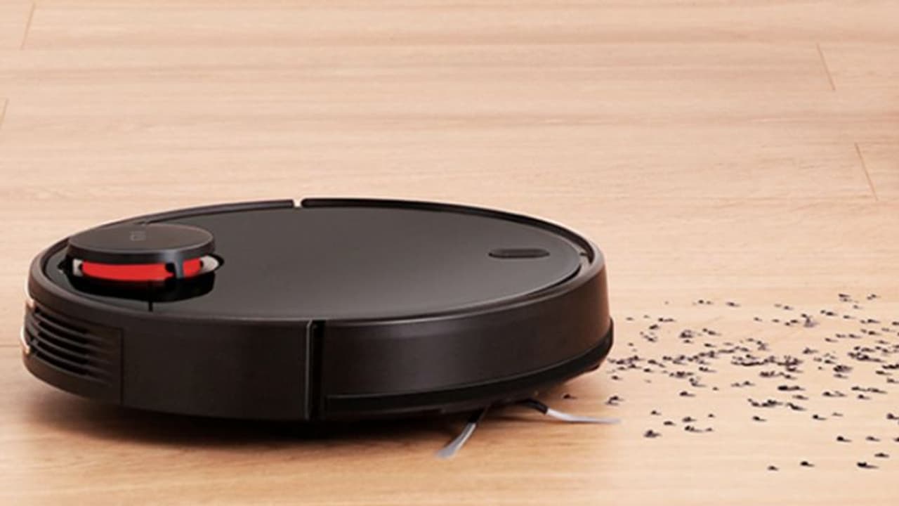 তাক লাগানো ফিচার, স্মার্টফোনের পর এবার রোবট ভ্যাকুয়াম ক্লিনার হাজির করল এমআই