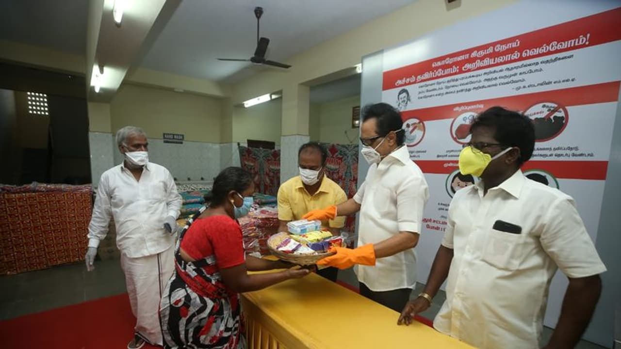 லட்சம் பேருக்கு தினமும் உணவு... ‘ஒன்றிணைவோம்’ திட்டத்தின்படி வழங்க ஏற்பாடு... மு.க. ஸ்டாலின் அறிவிப்பு!