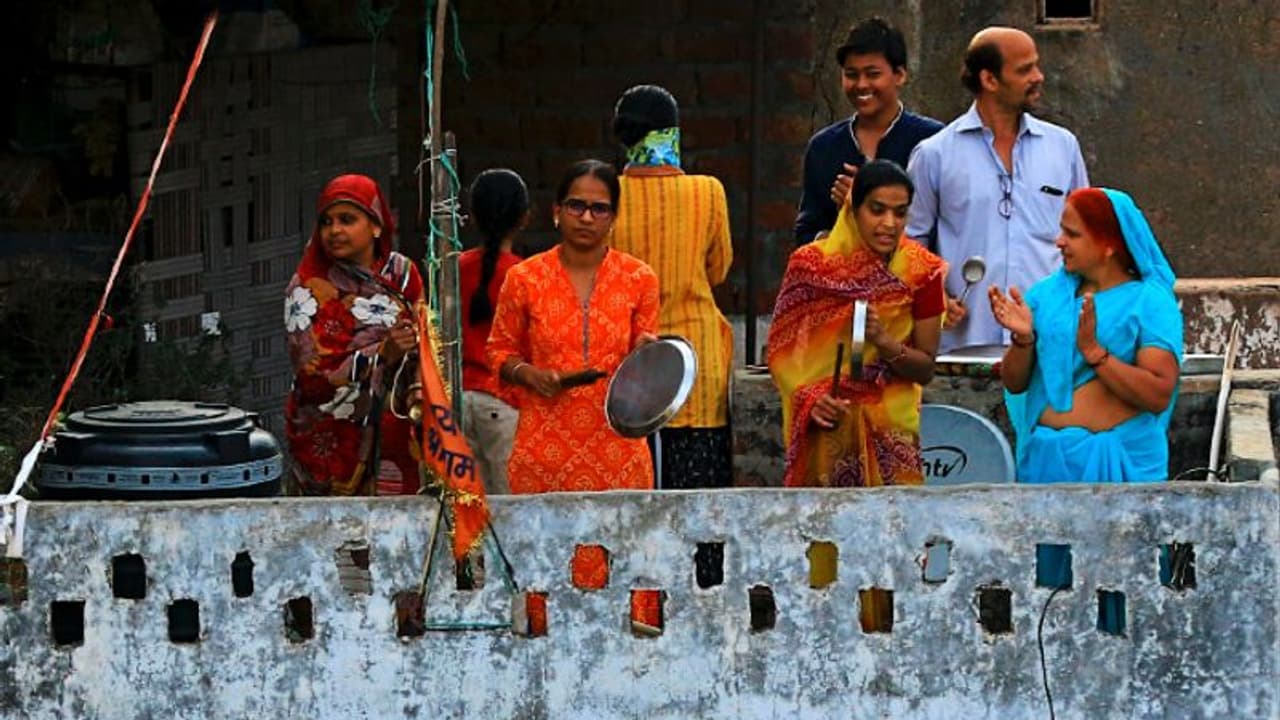 বদলে গেল ই কমার্সের গাইডলাইন, আজ সন্ধে সাতটায় ফের সারা দেশে বাজবে থালা কাঁসর শাঁখ বদলে গেল ই কমার্সের গাইডলাইন, আজ সন্ধে সাতটায় ফের সারা দেশে বাজবে থালা কাঁসর শাঁখ