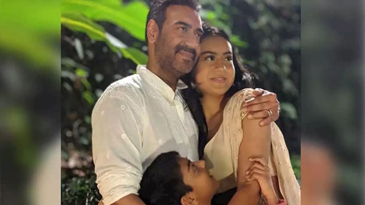 অজয় দেবগণের ছেলে যুগের চমক, লকডাউনে সেরে ফেললেন ছেলের ডেবিউ অজয় দেবগণের ছেলে যুগের চমক, লকডাউনে সেরে ফেললেন ছেলের ডেবিউ