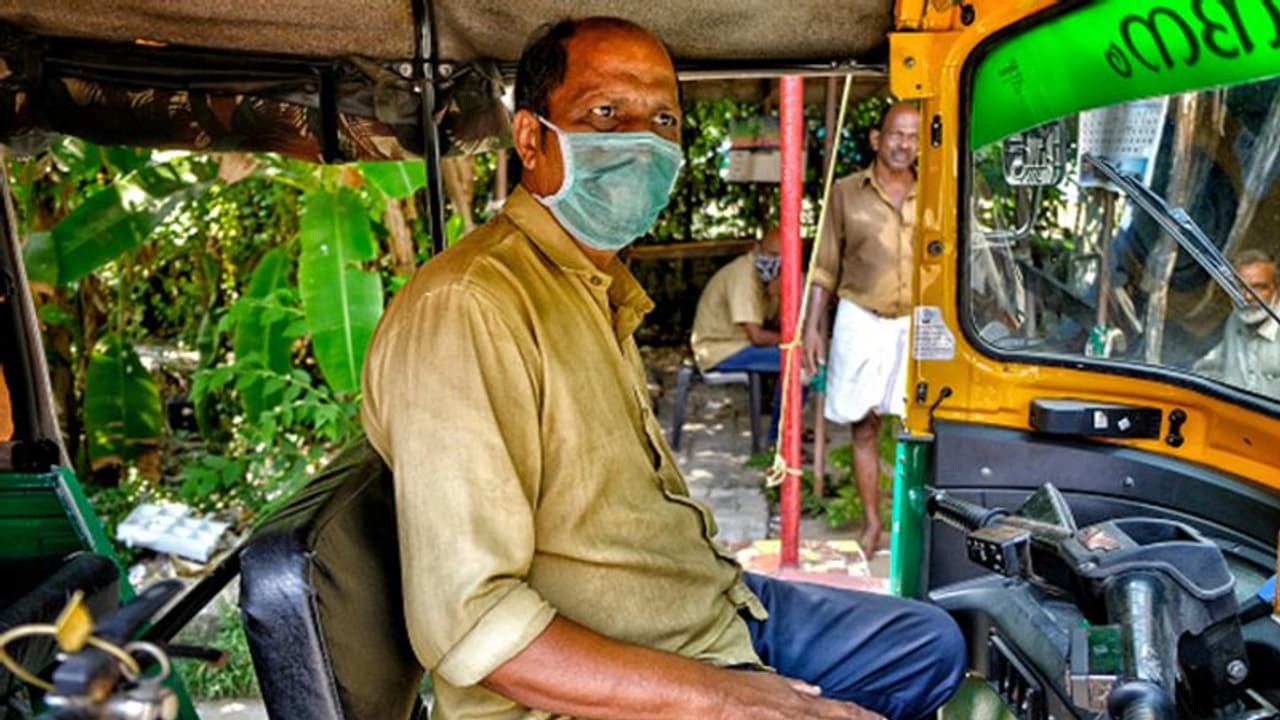 ভোট মিটতেই কেরলে কঠোর লকডাউন, শুরু শনিবার থেকে ভোট মিটতেই কেরলে কঠোর লকডাউন, শুরু শনিবার থেকে
