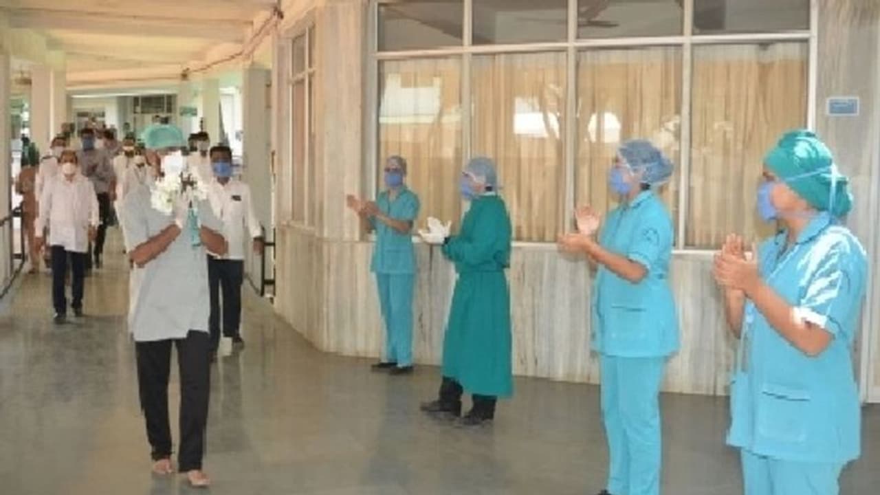 ಕೊರೋನಾ ಮುಕ್ತವಾದ ಭಾರತದ ಮಹಾನಗರ, ಸಿಕ್ರೇಟ್ ಬಿಚ್ಚಿಟ್ಟ ಕಾರ್ಯದರ್ಶಿ ಕೊರೋನಾ ಮುಕ್ತವಾದ ಭಾರತದ ಮಹಾನಗರ, ಸಿಕ್ರೇಟ್ ಬಿಚ್ಚಿಟ್ಟ ಕಾರ್ಯದರ್ಶಿ