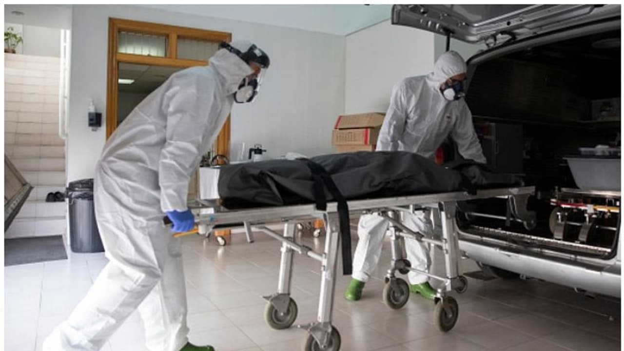 കൊവിഡ് ബാധിച്ച് വിദേശത്ത് നാല് മലയാളികൾ കൂടി മരിച്ചു കൊവിഡ് ബാധിച്ച് വിദേശത്ത് നാല് മലയാളികൾ കൂടി മരിച്ചു