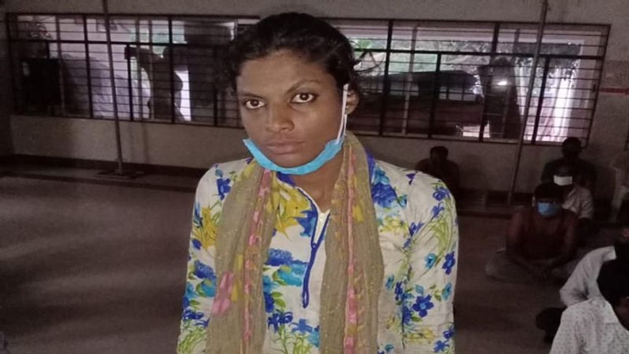 ನಾನು ಮಂಗಳಮುಖಿ, ಪೊಲೀಸರಿಗೆ ದೊಡ್ಡ ತಲೆನೋವಾದ ಫರ್ಜವಾ ನಾನು ಮಂಗಳಮುಖಿ, ಪೊಲೀಸರಿಗೆ ದೊಡ್ಡ ತಲೆನೋವಾದ ಫರ್ಜವಾ