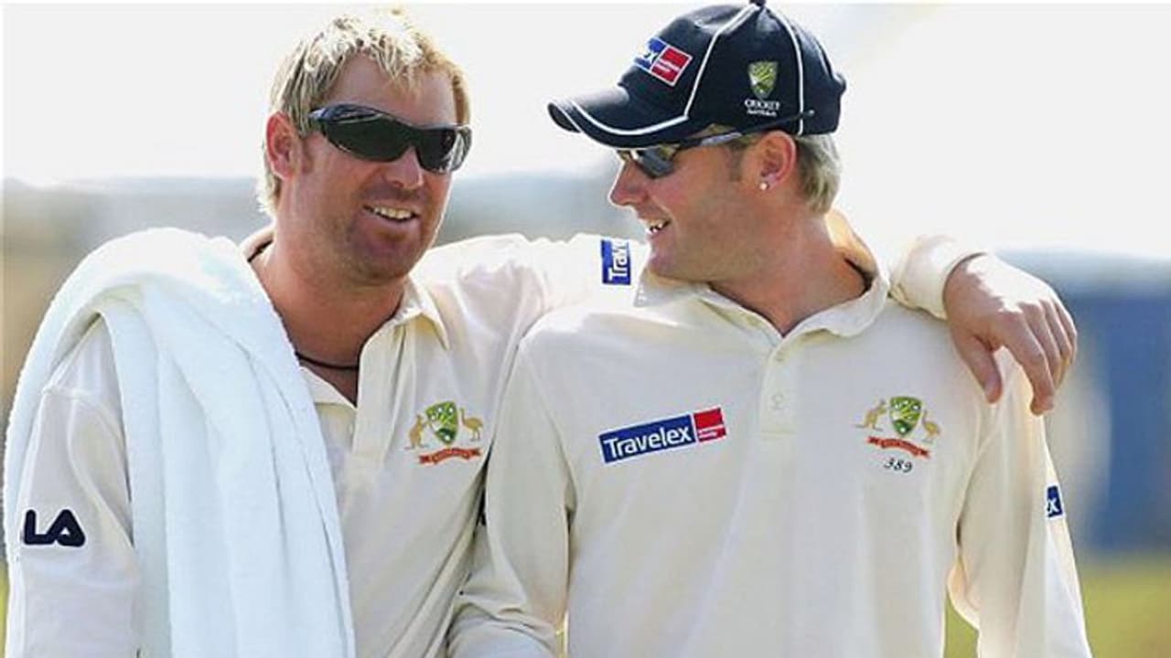 സിഗരറ്റ് ഇല്ലാതെ പറ്റില്ലെന്ന് വോണ്, മറ്റൊരു നിര്ദേശവുമായി കോച്ച്; ഒടുവില് അടിവസ്ത്രം ഉപേക്ഷിക്കേണ്ടി വന്നു സിഗരറ്റ് ഇല്ലാതെ പറ്റില്ലെന്ന് വോണ്, മറ്റൊരു നിര്ദേശവുമായി കോച്ച്; ഒടുവില് അടിവസ്ത്രം ഉപേക്ഷിക്കേണ്ടി വന്നു