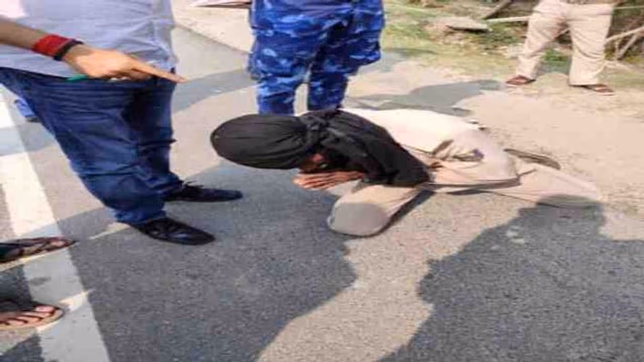 होमगार्ड से उठक बैठक करवाने वाले अफसर पर गाज गिरनी तय, हाई लेवल जांच का ऑर्डर होमगार्ड से उठक बैठक करवाने वाले अफसर पर गाज गिरनी तय, हाई लेवल जांच का ऑर्डर