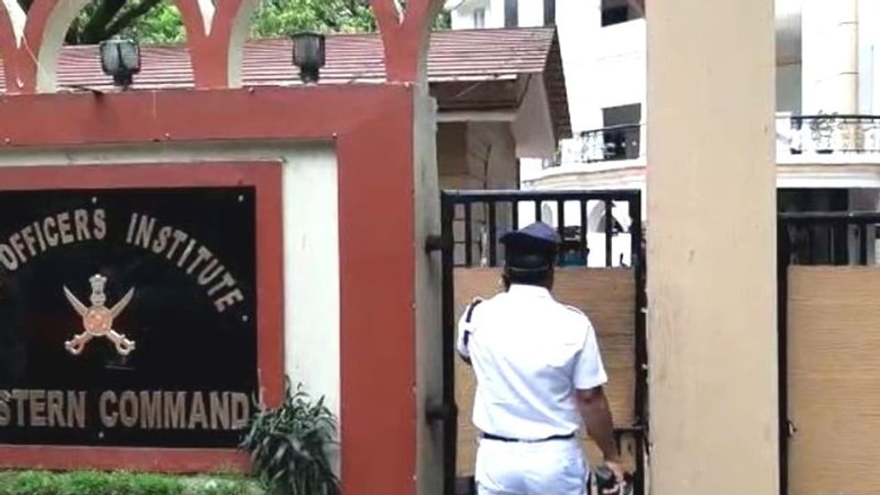 কেন্দ্রের প্রতিনিধি দলকে জেলা পরিদর্শনে বাধা, নবান্নের নির্দেশে সংঘাতের বার্তা কেন্দ্রের প্রতিনিধি দলকে জেলা পরিদর্শনে বাধা, নবান্নের নির্দেশে সংঘাতের বার্তা