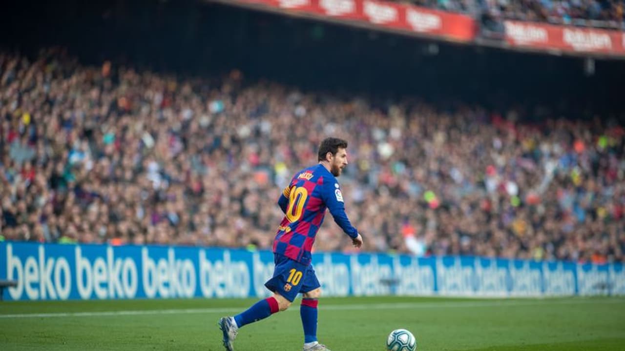 ഫുട്ബോള് ആരാധകര്ക്ക് ആശ്വാസവാര്ത്ത; ലാ ലിഗയില് പന്തുരുളുന്നു ഫുട്ബോള് ആരാധകര്ക്ക് ആശ്വാസവാര്ത്ത; ലാ ലിഗയില് പന്തുരുളുന്നു