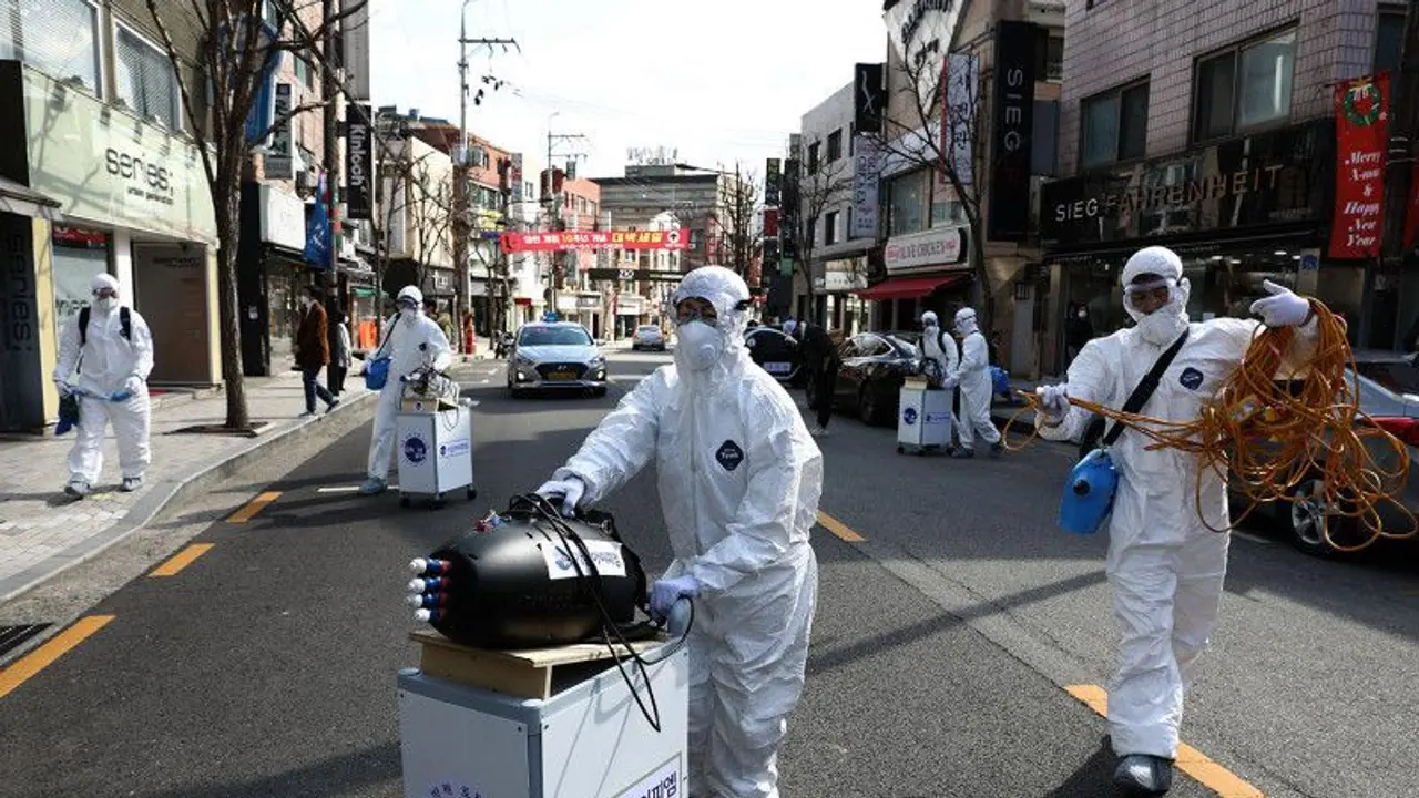 కరోనా వైరస్ టెన్షన్: సూర్యాపేట జిల్లా వైద్యాధికారిపై వేటు కరోనా వైరస్ టెన్షన్: సూర్యాపేట జిల్లా వైద్యాధికారిపై వేటు