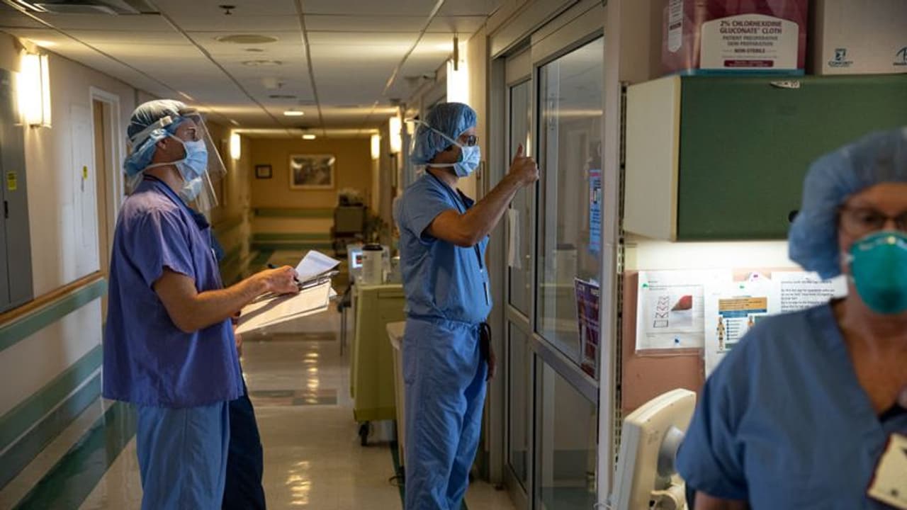 মেডিক্য়াল আরজিকরের পর এবার বিআরসিং, শিয়ালদহের রেল হাসপাতালে করোনা আক্রান্ত এক মহিলা চিকিৎসক মেডিক্য়াল আরজিকরের পর এবার বিআরসিং, শিয়ালদহের রেল হাসপাতালে করোনা আক্রান্ত এক মহিলা চিকিৎসক