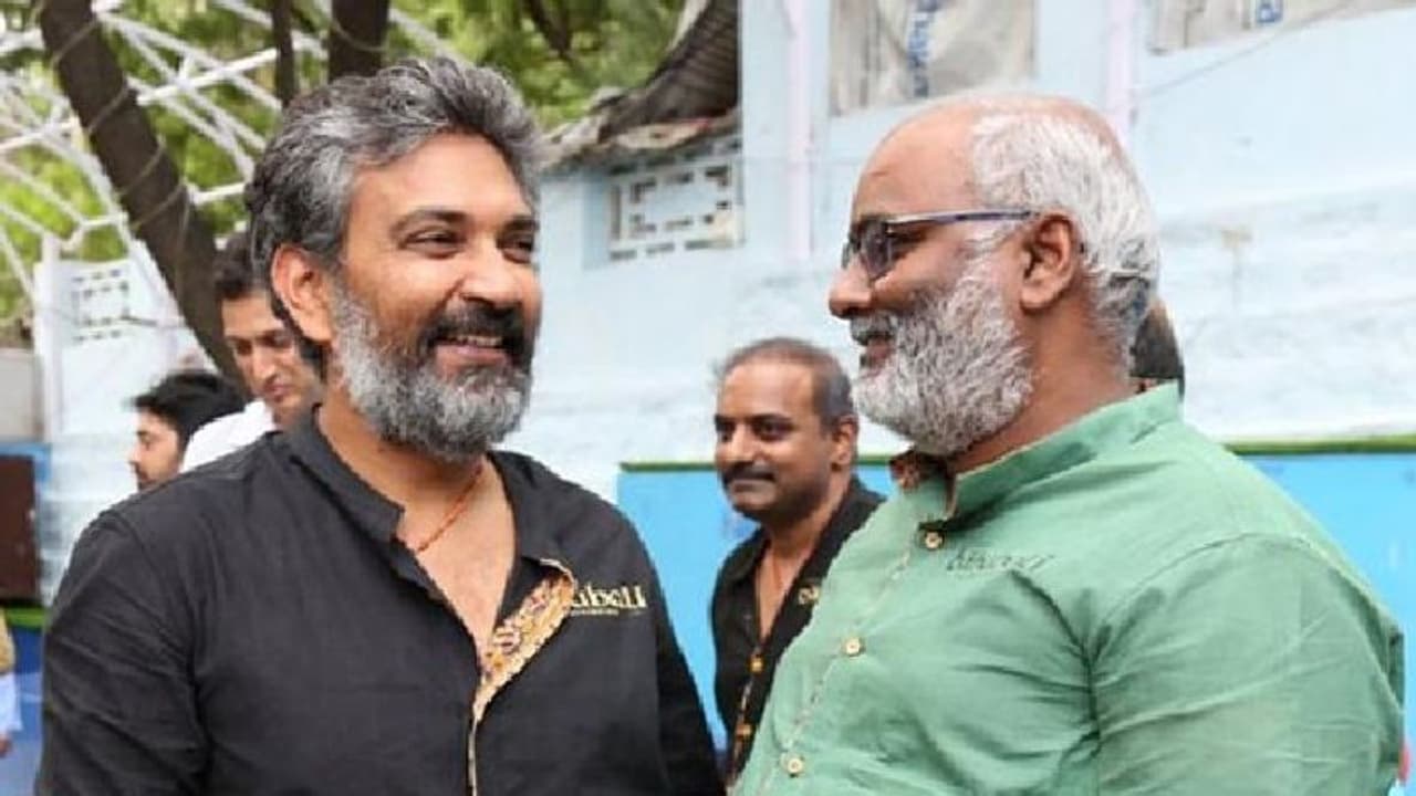 రాజమౌళిలో ఆ విషయం అస్సలు నచ్చదు: కీరవాణి రాజమౌళిలో ఆ విషయం అస్సలు నచ్చదు: కీరవాణి