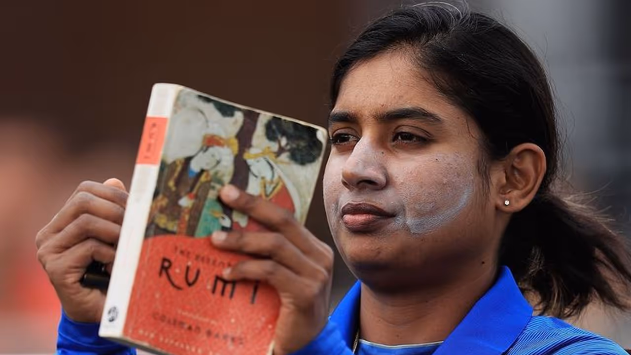 ഇന്ന് ലോക പുസ്തകദിനം; നമ്മുടെ കായികതാരങ്ങള് ഇപ്പോള് വായിക്കുന്ന പുസ്തകങ്ങള് ഇന്ന് ലോക പുസ്തകദിനം; നമ്മുടെ കായികതാരങ്ങള് ഇപ്പോള് വായിക്കുന്ന പുസ്തകങ്ങള്