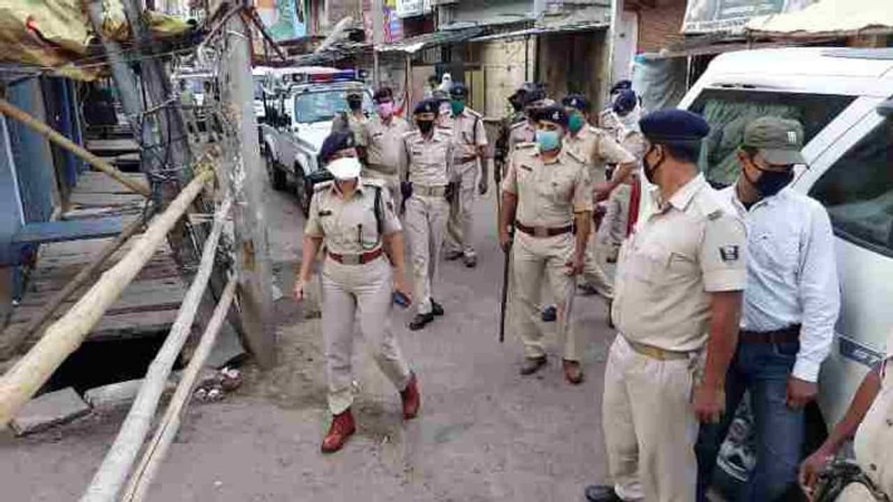 Eleven Cops including SSP/DIG test Covid 19 positive in Kanpur Eleven Cops including SSP/DIG test Covid 19 positive in Kanpur