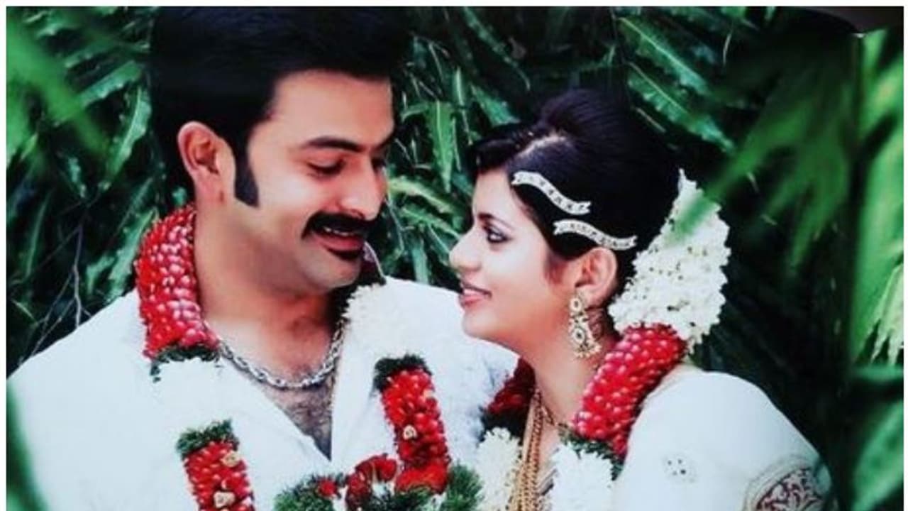 ഒമ്പതാം വിവാഹവാര്ഷികം; ഒന്നിച്ചില്ലാതിരുന്നത് ഇതാദ്യമായെന്ന് സുപ്രിയ ഒമ്പതാം വിവാഹവാര്ഷികം; ഒന്നിച്ചില്ലാതിരുന്നത് ഇതാദ്യമായെന്ന് സുപ്രിയ