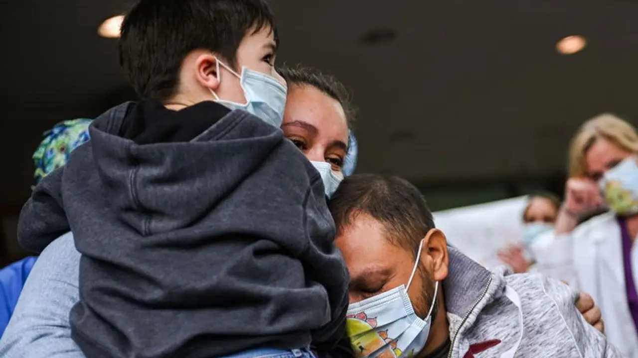 ஒரே நாளில் 1,396 பேர்..! இந்தியாவில் 28 ஆயிரத்தை நெருங்கிறது கொரோனா பாதிப்பு..! ஒரே நாளில் 1,396 பேர்..! இந்தியாவில் 28 ஆயிரத்தை நெருங்கிறது கொரோனா பாதிப்பு..!