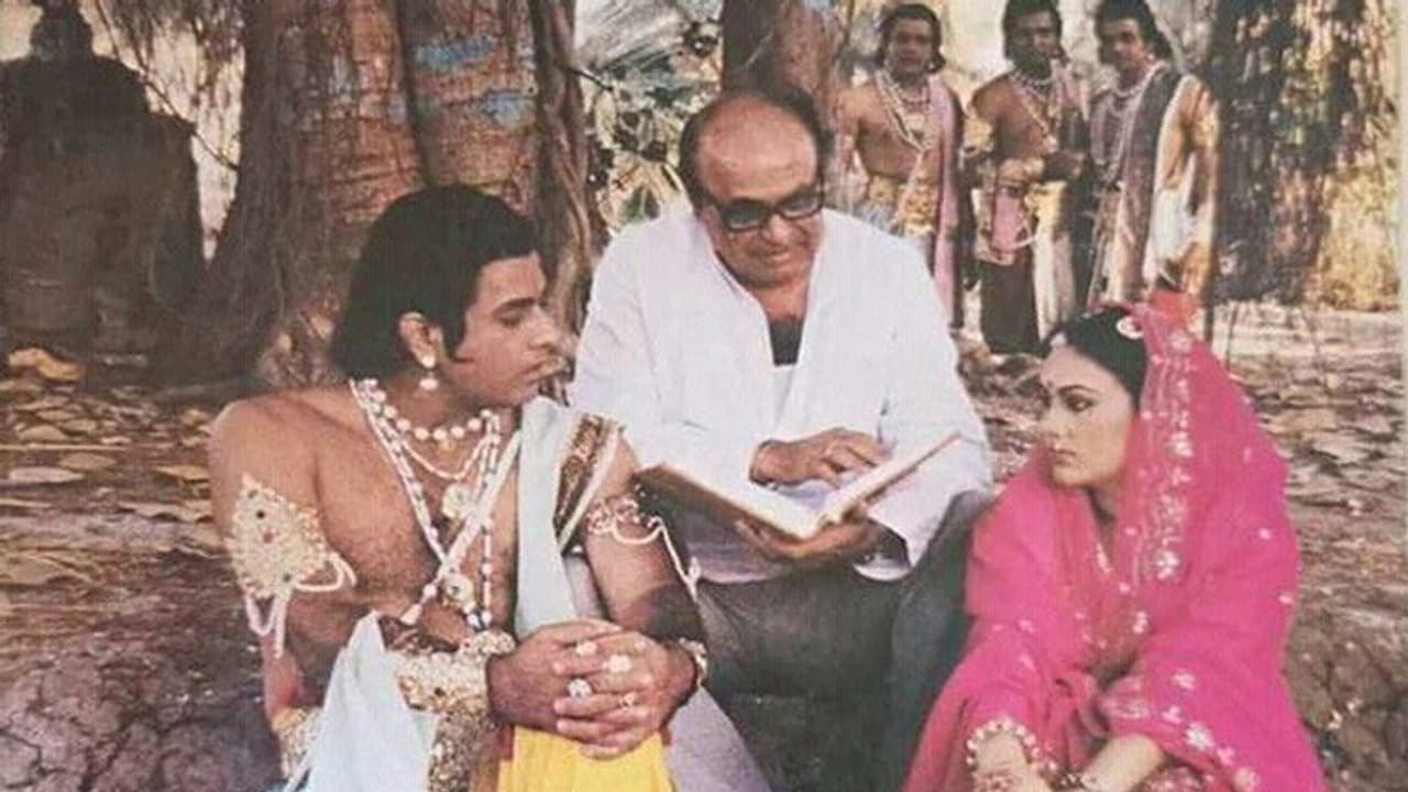 ലോക്ക് ഡൗണ് കാലത്തെ പുനസംപ്രേക്ഷണത്തില് ലോക റെക്കോര്ഡുമായി 'രാമായണം' ലോക്ക് ഡൗണ് കാലത്തെ പുനസംപ്രേക്ഷണത്തില് ലോക റെക്കോര്ഡുമായി 'രാമായണം'