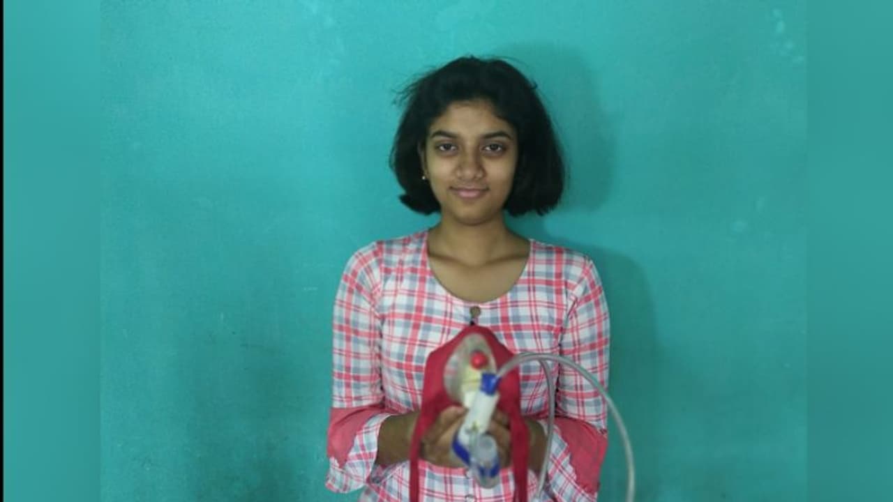 করোনা রোধে বিশেষ মাস্ক, বর্ধমানের কিশোরীর আবিষ্কারকে 'স্বীকৃতি' কেন্দ্রের করোনা রোধে বিশেষ মাস্ক, বর্ধমানের কিশোরীর আবিষ্কারকে 'স্বীকৃতি' কেন্দ্রের