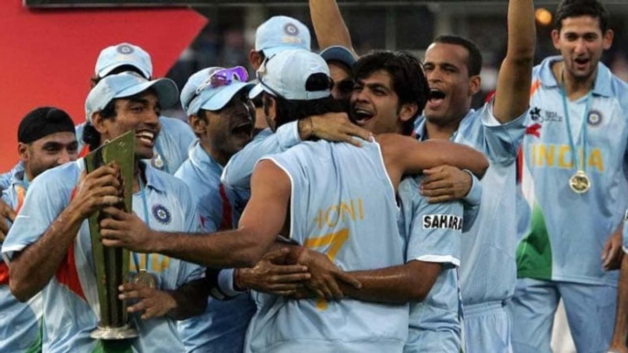 என்னை ஏன் டீம்ல இருந்து தூக்குனாங்கனு இதுவரை எனக்கு தெரியாது.. தோனியால் ஓரங்கட்டப்பட்ட பலரில் ஒருவர் வேதனை என்னை ஏன் டீம்ல இருந்து தூக்குனாங்கனு இதுவரை எனக்கு தெரியாது.. தோனியால் ஓரங்கட்டப்பட்ட பலரில் ஒருவர் வேதனை