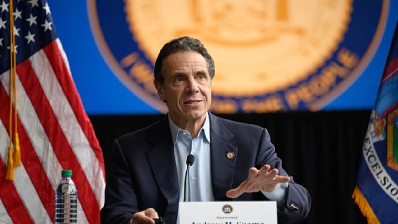 நியூயார்க் ஆளுனருக்கே முகக்கவசம் அனுப்பிவைத்த விவசாயி..!! உள்ளே இருந்த கடிதத்தில் உருக்கம்..!! நியூயார்க் ஆளுனருக்கே முகக்கவசம் அனுப்பிவைத்த விவசாயி..!! உள்ளே இருந்த கடிதத்தில் உருக்கம்..!!