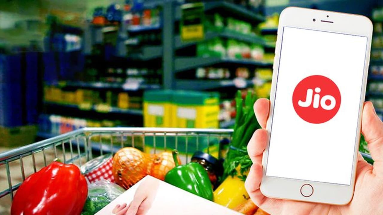 ரிலையன்ஸ் ஜியோ மார்ட்டில் 1000 ஊழியர்கள் தீடீர் பணிநீக்கம்!