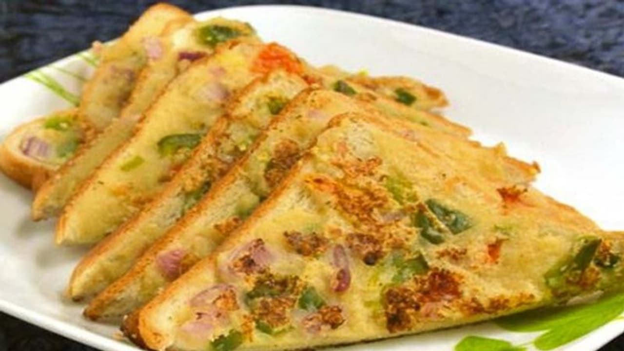 लॉकडाउन में ब्रेकफास्ट में बना सकते हैं सूजी ब्रेड सैंडविच, जानें इसकी रेसिपी लॉकडाउन में ब्रेकफास्ट में बना सकते हैं सूजी ब्रेड सैंडविच, जानें इसकी रेसिपी