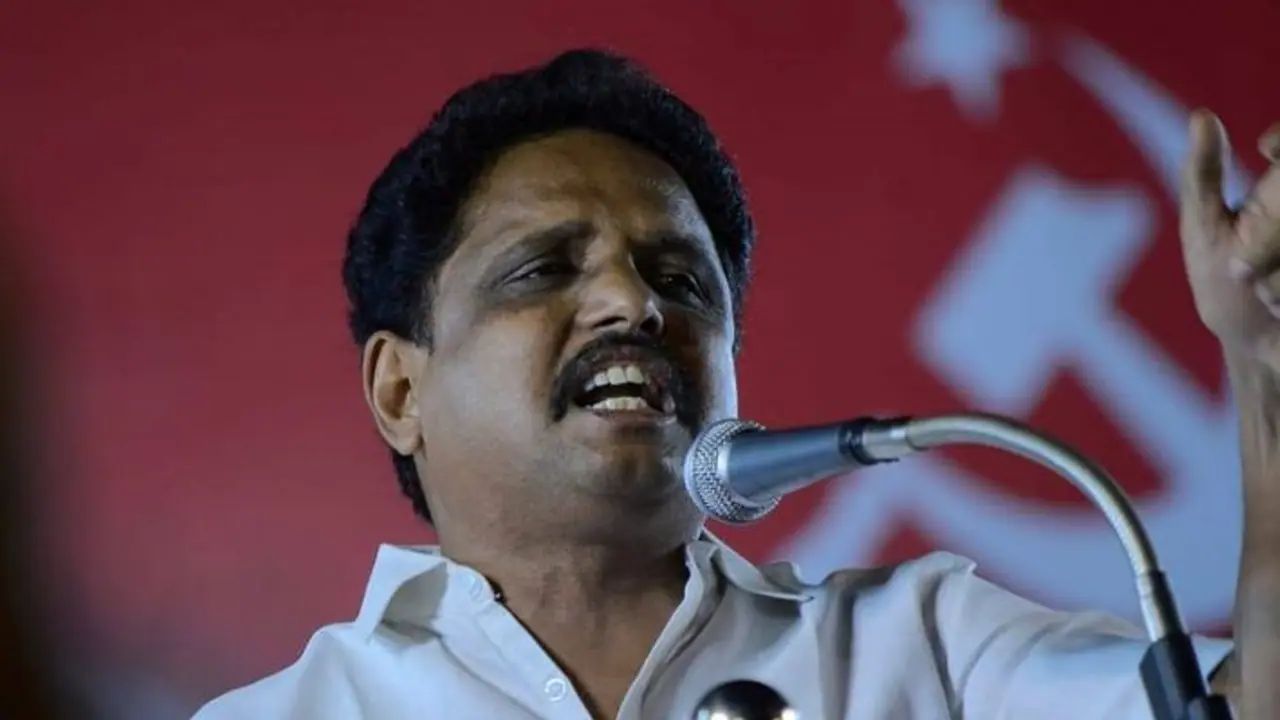 மதுரையில் 30 ஆயிரம் இளைஞர்களுக்கு தடுப்பூசி போடவேண்டும். 1 கோடி தருகிறேன்.. கதறும் கம்யூனிஸ்ட் எம்.பி. மதுரையில் 30 ஆயிரம் இளைஞர்களுக்கு தடுப்பூசி போடவேண்டும். 1 கோடி தருகிறேன்.. கதறும் கம்யூனிஸ்ட் எம்.பி.