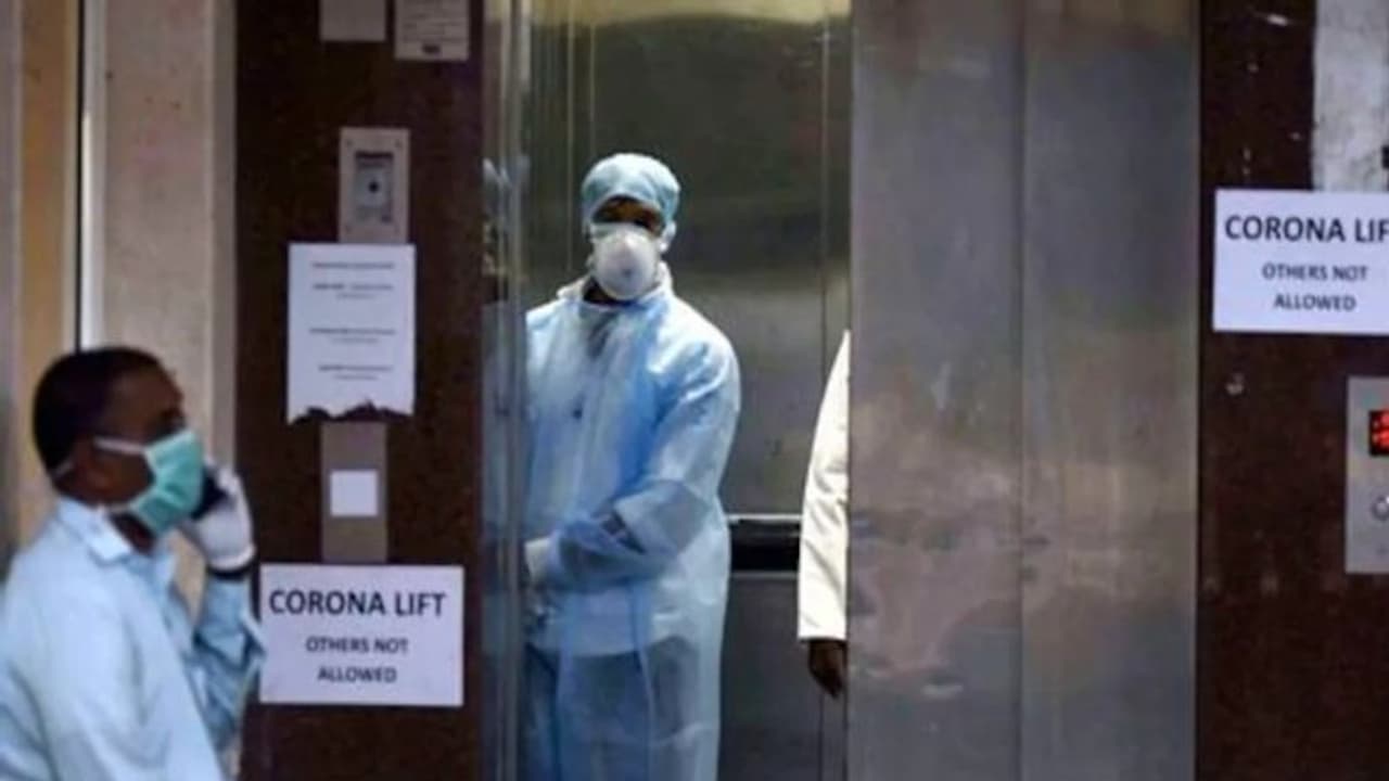 ആശങ്കയോടെ കോട്ടയം; ഇന്ന് പ്രതീക്ഷിക്കുന്നത് 395 പേരുടെ പരിശോധനാഫലം ആശങ്കയോടെ കോട്ടയം; ഇന്ന് പ്രതീക്ഷിക്കുന്നത് 395 പേരുടെ പരിശോധനാഫലം