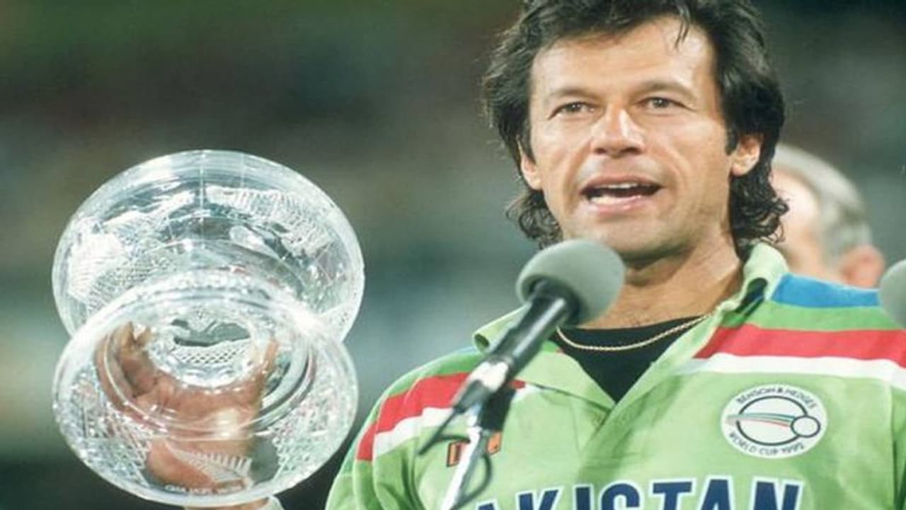 எங்க காலத்து இந்திய அணி, பாகிஸ்தான் கூட ஆடவே பயப்படுவாங்க.. இம்ரான் கானின் ஆணவ பேச்சு எங்க காலத்து இந்திய அணி, பாகிஸ்தான் கூட ஆடவே பயப்படுவாங்க.. இம்ரான் கானின் ஆணவ பேச்சு