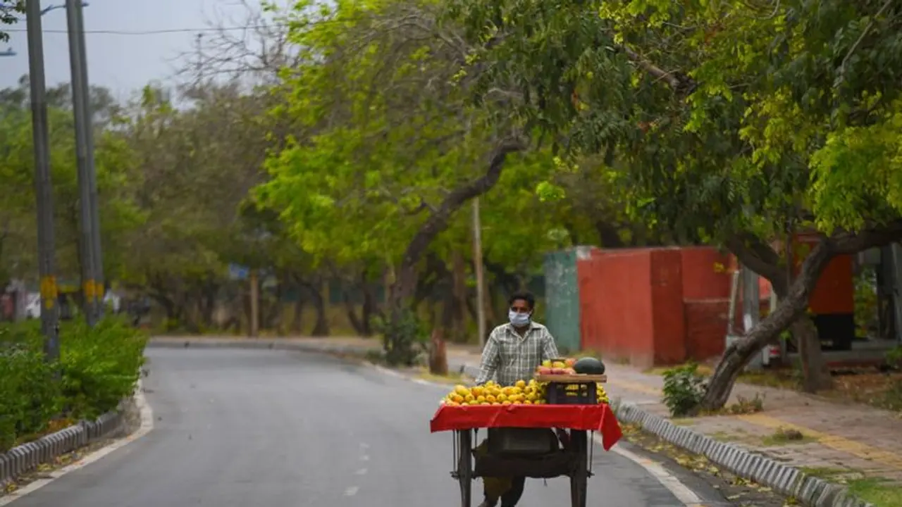 সোমবার থেকেই শুরু লকডাউন ৪.০, তার আগেই সময়সীমা বাড়াল মহারাষ্ট্র তামিলনাড়ু সোমবার থেকেই শুরু লকডাউন ৪.০, তার আগেই সময়সীমা বাড়াল মহারাষ্ট্র তামিলনাড়ু