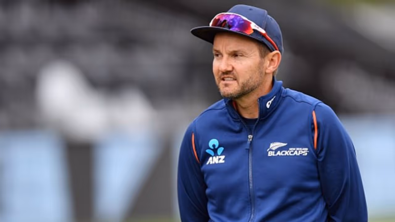 IPL 2020: RCB’s Mike Hesson flies back to New Zealand amid coronavirus lockdown; thanks PM Modi IPL 2020: RCB’s Mike Hesson flies back to New Zealand amid coronavirus lockdown; thanks PM Modi